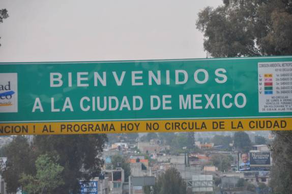 Chegando à gigantesca Cidade do México, a capital do país